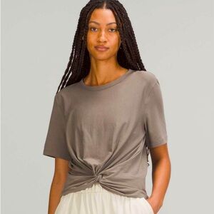 Lululemon Crescent T-Shirt